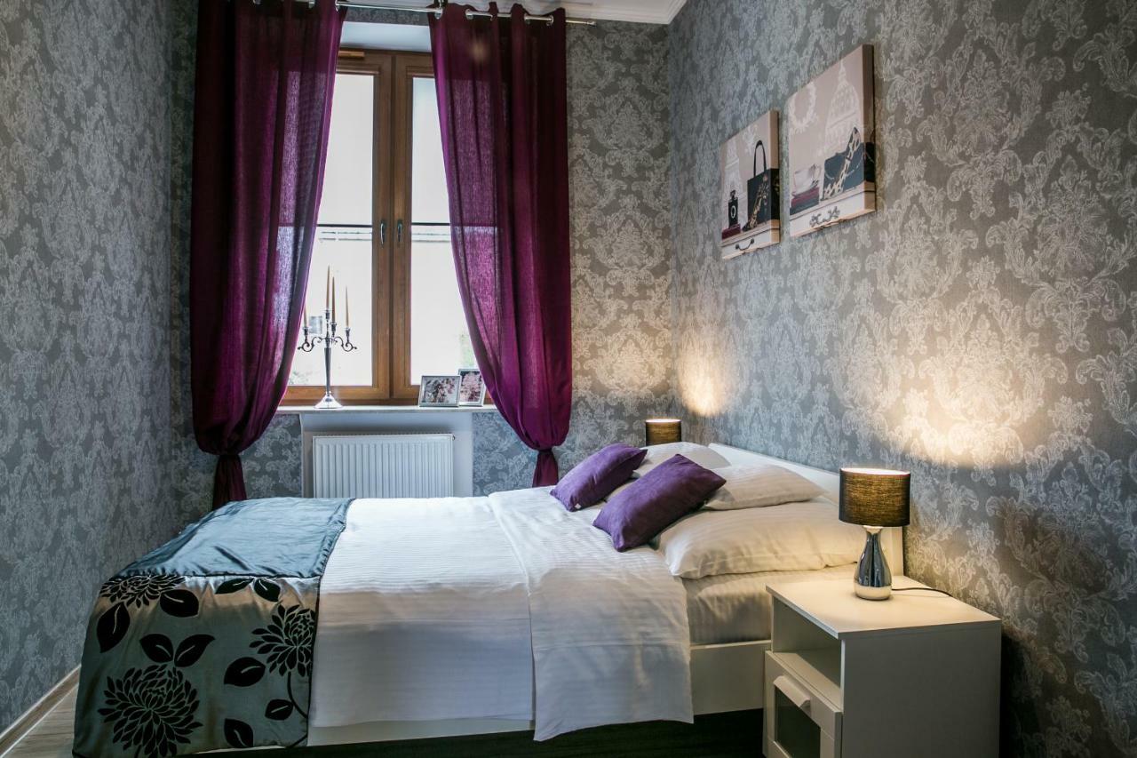 Apartamenty Roztocze Zwierzyniec ภายนอก รูปภาพ