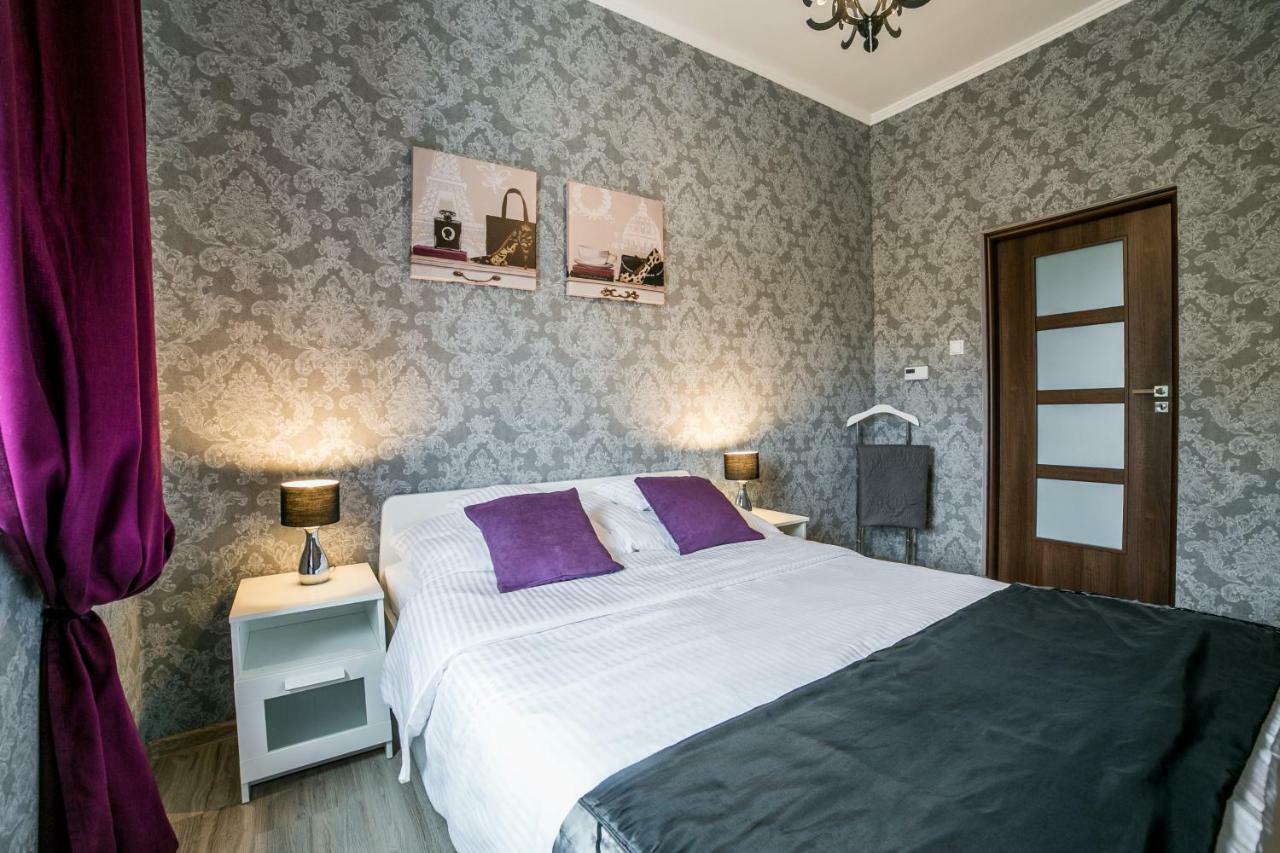 Apartamenty Roztocze Zwierzyniec ภายนอก รูปภาพ