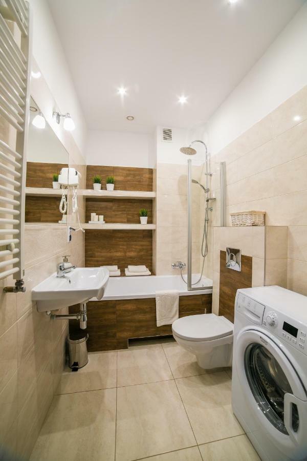 Apartamenty Roztocze Zwierzyniec ภายนอก รูปภาพ
