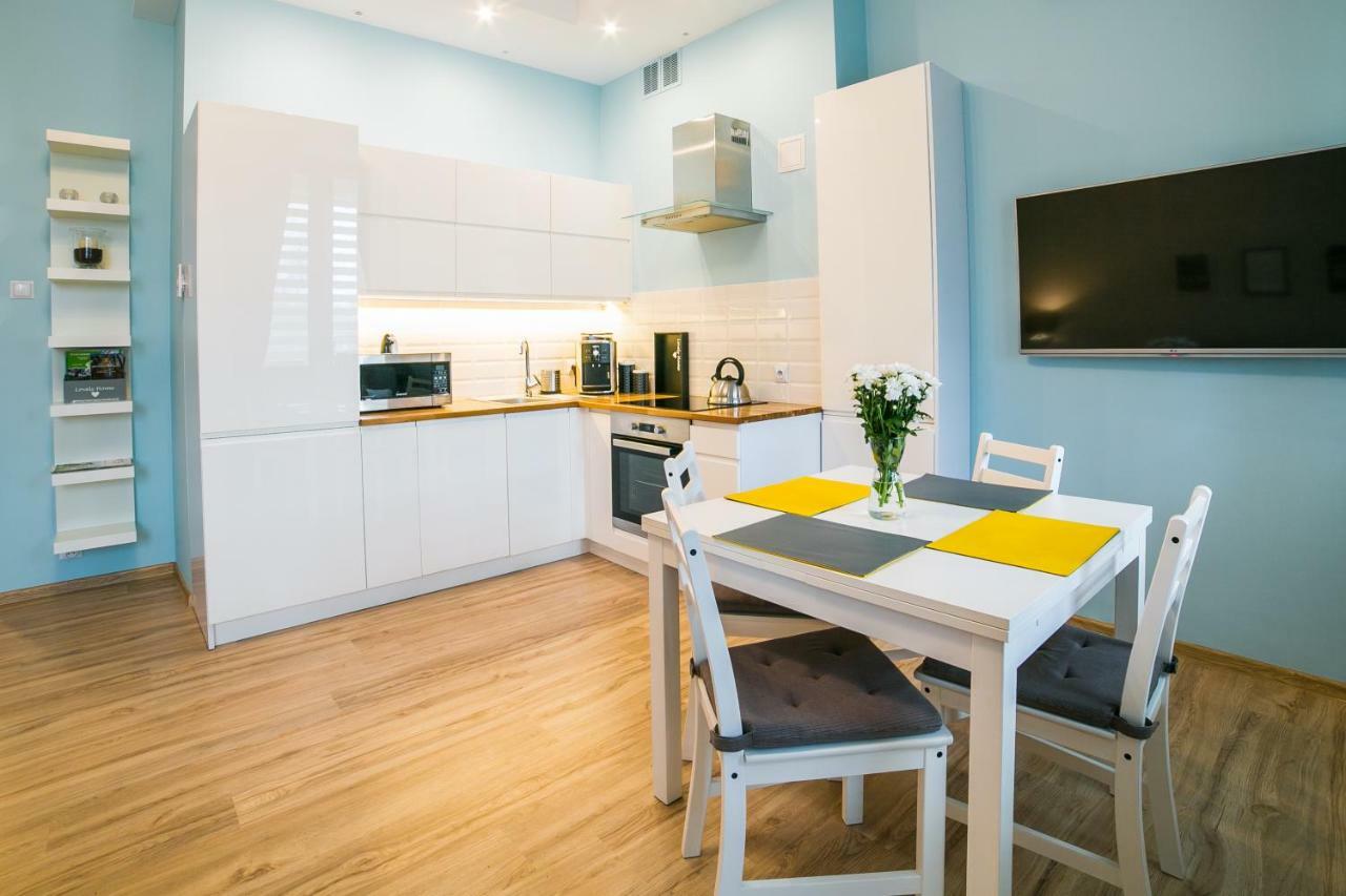 Apartamenty Roztocze Zwierzyniec ภายนอก รูปภาพ