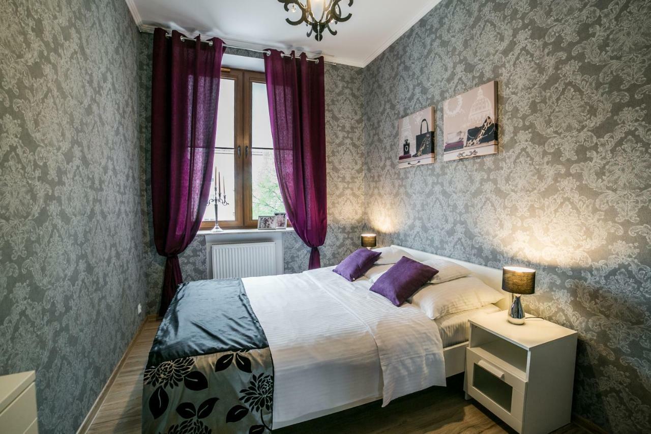 Apartamenty Roztocze Zwierzyniec ภายนอก รูปภาพ