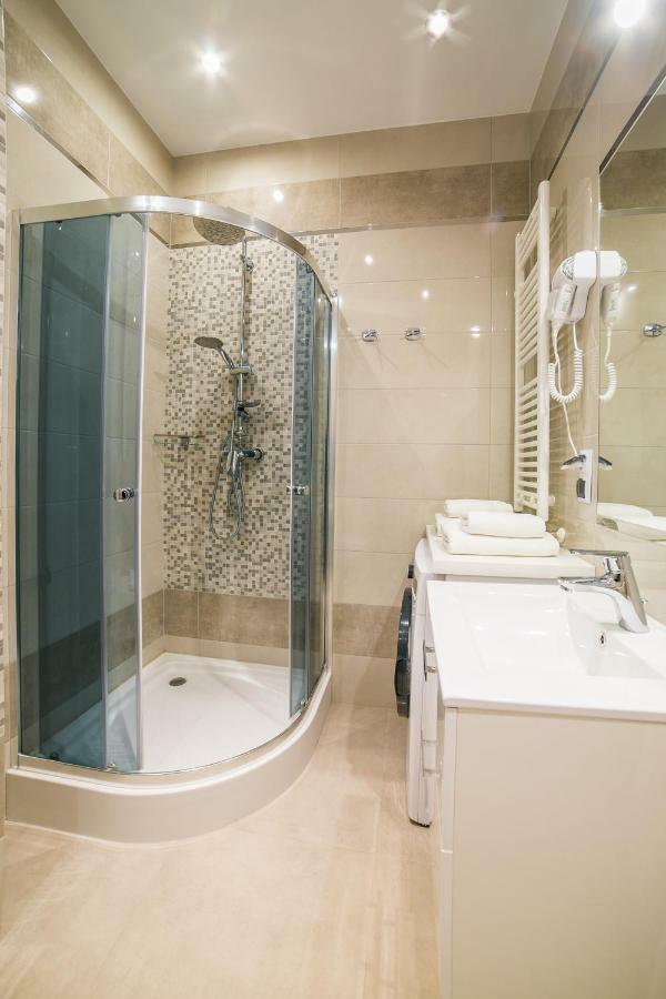 Apartamenty Roztocze Zwierzyniec ภายนอก รูปภาพ