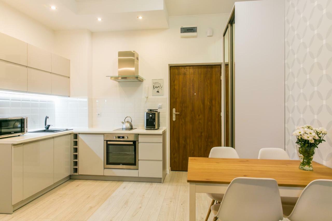 Apartamenty Roztocze Zwierzyniec ภายนอก รูปภาพ